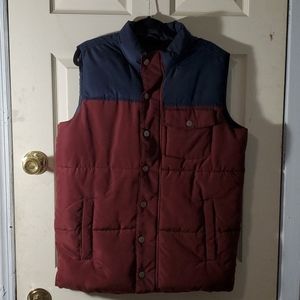 NWOT Old Navy Puffer Vest